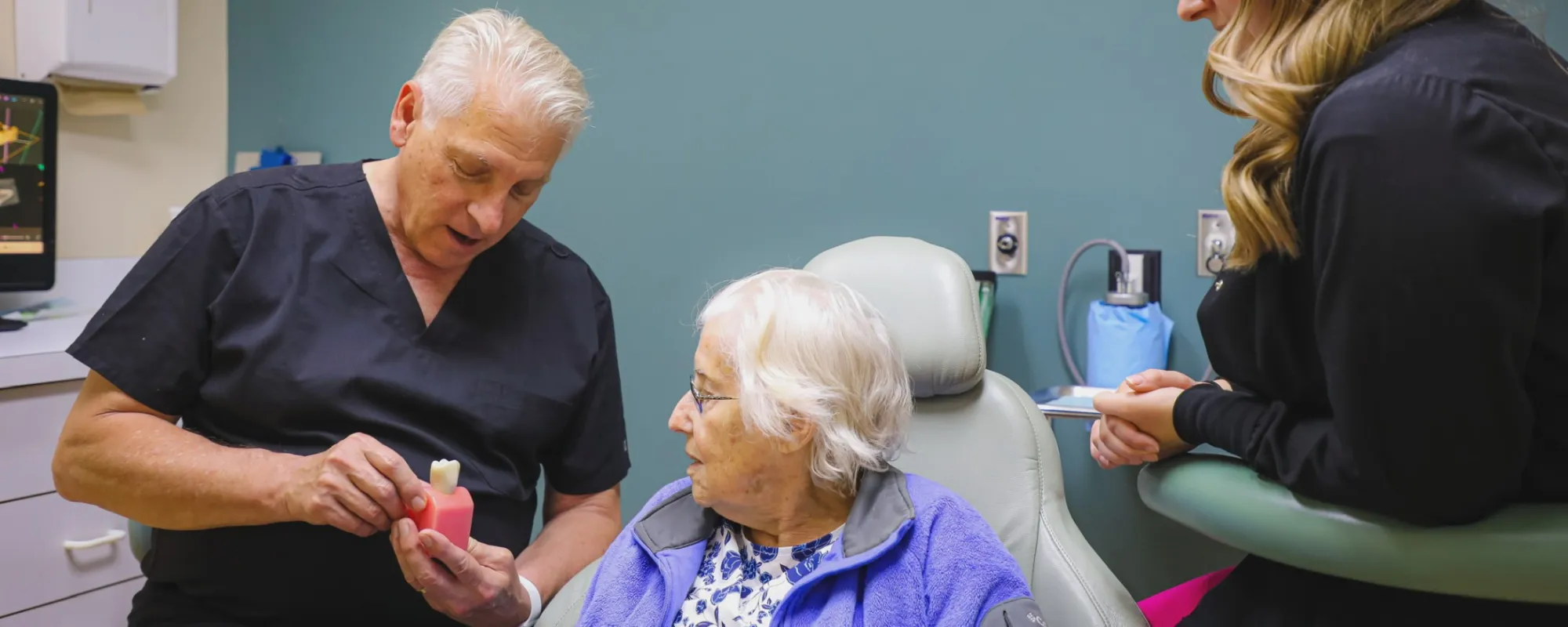 Dr Radecki Radecki Oral Surgery in Saline | Tooth Extractions & Implants